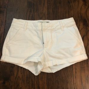 White Abercrombie low-rise chino shorts